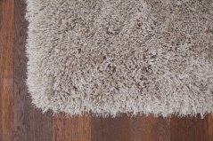 Kusový koberec Cascade Strieborný