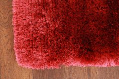 Kusový koberec Plush Shaggy Červený