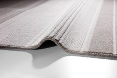 Kusový koberec Agnella Noble Panama Jasny Sivý (so strapcami)