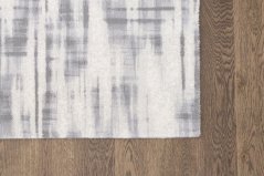 Kusový koberec Agnella Agnus Edmund Jasny Sivý (s lemom)