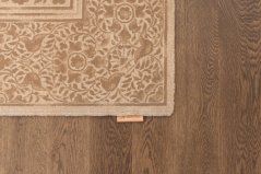 Kusový koberec Agnella Regius Lumina Tmavobéžový (s lemom)